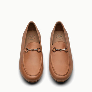 Double front view of Linden Loafer shoes in Light Tan, emphasizing their sleek silhouette and versatile light tan color, perfect for various wardrobe combinations