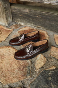 Double 3/4 view of Penny Loafer in Brown, showcasing the timeless design and quality Spanish antik leather construction