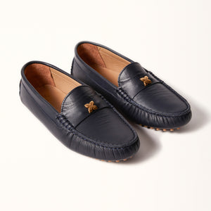 Double 3/4 view of Kiowa shoes in Navy Leather, showcasing the expertly crafted calf leather upper and the plush texture, complemented by the supple Sheep Leather lining for a soft and breathable experience.