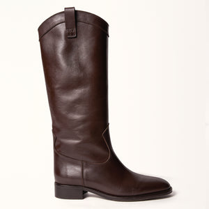 Single side view of Birch Boot in Brown leather, showcasing its elegant silhouette and 35mm heel height